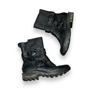 Sorel Black Leather Buckle Ankle Boots